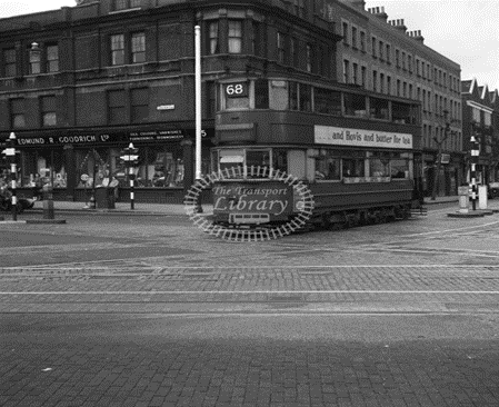 Bricklayers Arms junction crossing from Tower Bridge Road into New Kent Road 1951.   X.png