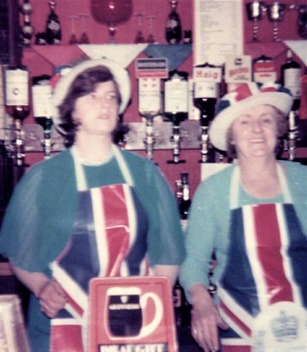 Bartholomew Street. The Beehive Pub, c1977. Sylvie Woodall publican, with her daughter Jenny [Young].   X.png
