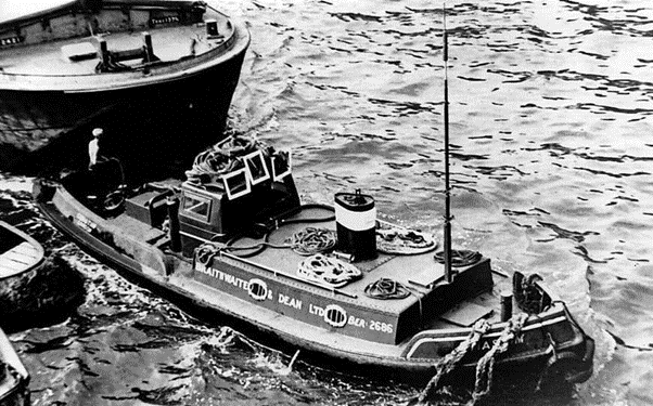 Braithwaite & Dean Ltd, barge built c1950.  X.png