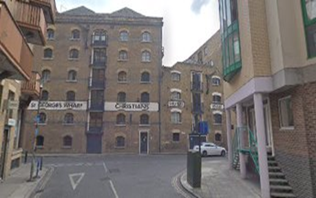 Queen Elizabeth Street, looking into Shad Thames 2020. If I am right Joe’s Cafe was on the corner on the right.   X..png