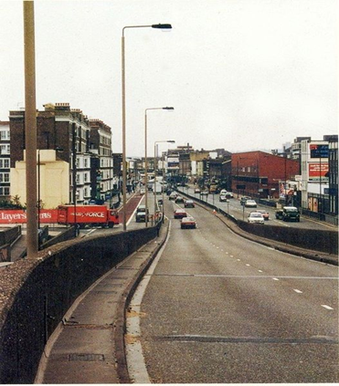 Old Kent Road, Bricklayers Arms Flyover, 1990, Waleran Buildings on the left.  X.png