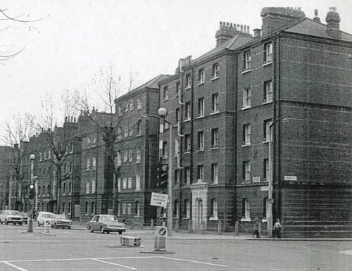 Blackfriars Road, Peabody Buildings. Webber Street right. Pic 1. X..png