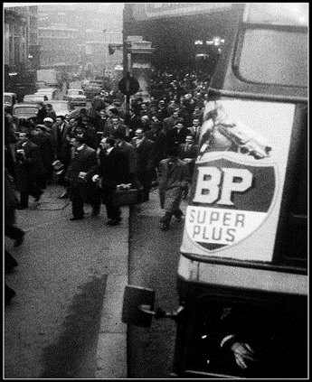 Duke Street Hill, London Bridge station rush hour in 1957, unloading outside the station. X..png