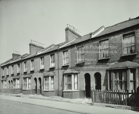 Tustin Street. Nos 62-72, Southwark, c1957. X..png