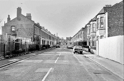 Cowan Street, looking towards Chumleigh Street.   X..png