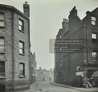 Tabard Estate, looking down Little Hunter Street, c1913.   X..png