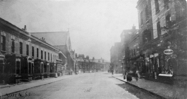 Villa Street, c1920, St Stephen's Church up on the left at the crossroads with Boyson Road. St Paul's Tavern on the corner of Westmoreland Road is just out of shot to the right. X..png