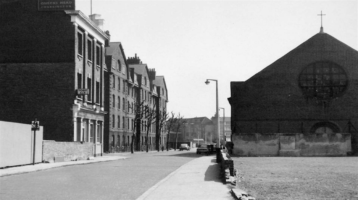 2 Paradise Street, Queens Head Pub left, St Peters R.C. Church right.   X..jpg