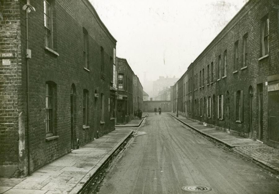 Neckinger Street, c1936, Neckinger Place left. Abbey Street behind. X..png