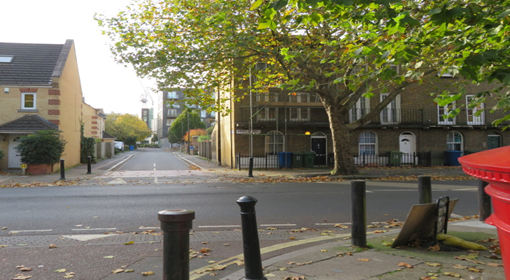 Skid Kids (Children’s Film Foundation) 1953.   Abbey Street, 2021. Same location, looking down Maltby Street.  X..png