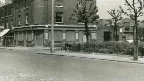 Grange Road, New Tanners Arms, at the junction of Canon Murnane Road. 1961. X..jpg
