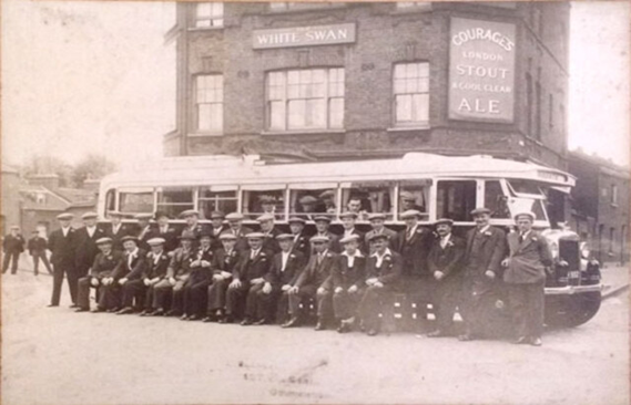 Slippers Place, the White Swan Pub c1930s.  John Driscoll was the publican in the 1930s, he is 3rd from the right.  X..png