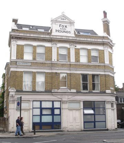 Great Guildford Street, Fox & Hounds, 2007. Looking from Southwark Bridge Road.  X..png