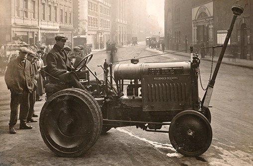8  Tooley Street 1928, Tasker steam tractor, 10-20 banker (pusher) bottom of the hill, which is between London Bridge and St Saviours Dock.  X..png