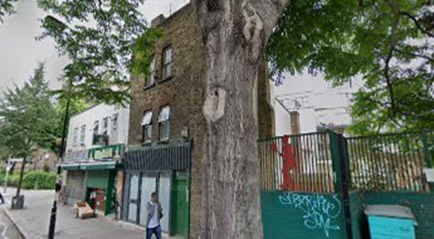 Long Lane, 2022. Building on the right is where Carmen’s Hair was, Crosby Row (Left).  X.png