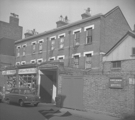 Cornwall Road, Waterloo. 1965, Greengrocers shop left.   1  X..jpg