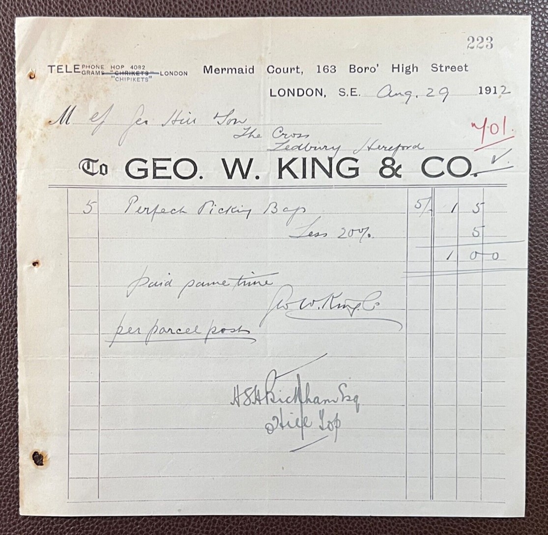 Mermaid Court, Borough High Street, 1912.  X..jpg