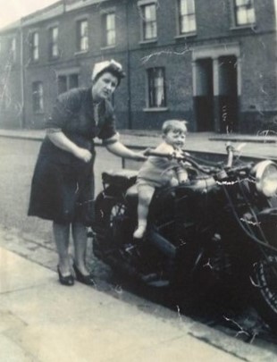 Rollins Street. Rotherhithe.  1 X..jpg