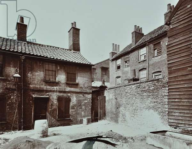 4 Gibson's Yard, off New Square later Maguire Street, c1906.  X..png