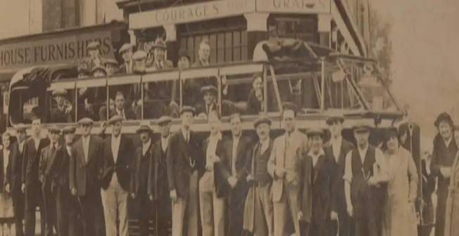 London Road, the Grapes Pub, c1935.  X..png