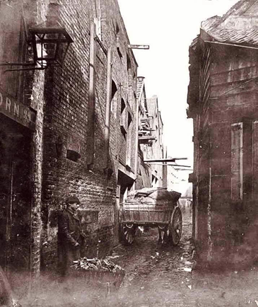 Dockhead,  Follies Ditch. The remnants of the sluices put in by the Bermondsey Abbey Monks, it surrounded Jacobs Island.  X..png
