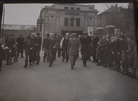 St Georges Way, 1947, Winner W. Margrie 70, second from the left.   X..png
