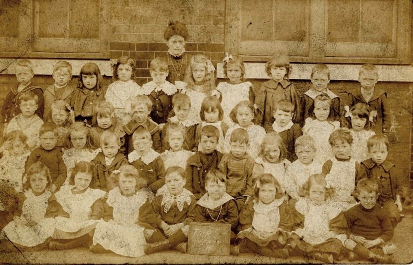 Fair Street Infants School, this was behind Devon Mansions.  X..jpg