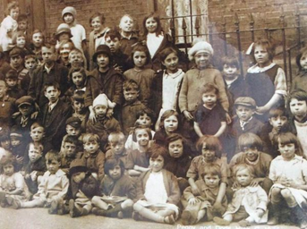 Vaughan Place, Old Kent Rd c1926, ran off Ruby Street. X..png