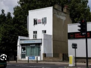 7. Old Kent Road, Mr Lacey’s dental surgery. Same building as the Candy Store. X.png