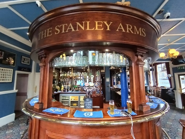 Southwark Park Road, Stanley Arms Pub interior.   X..jpg