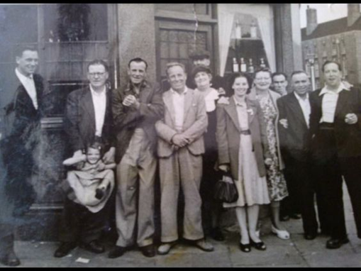 ILDERTON ROAD, I THINK THIS IS THE CLIFTONVILLE TAVERN..png