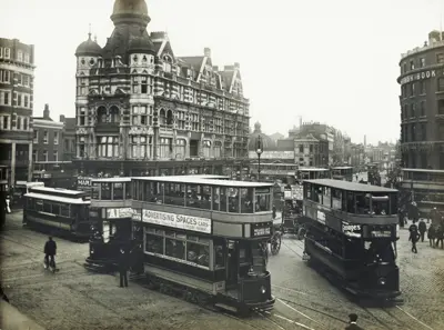 Elephant & Castle, c1912.    X..png