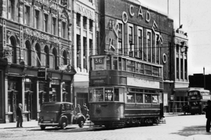 New Kent Road, Elephant & Castle. July 1952.   X..png