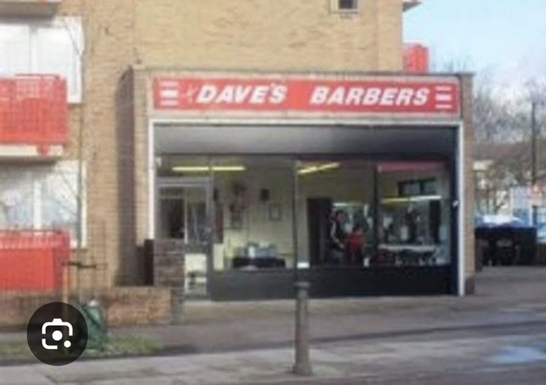 13. Southwark Park Road, Bermondsey, Dave’s Barbers c1978. Macks Road right. X..png