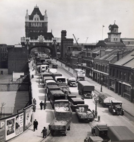 TOWER BRIDGE ROAD, TOWER BRIDGE, c1939.  X .png