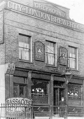 Dunton Road, The Greyhound Pub..png