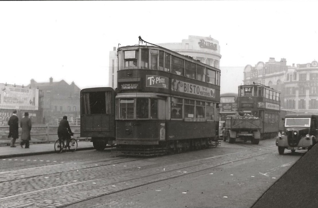 Elephant & Castle. X. 1 .jpg