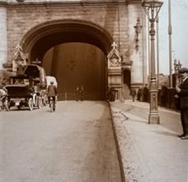 Tower Bridge.png
