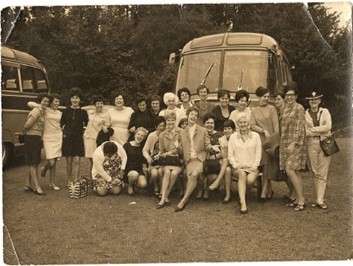 Scovell Road, ladies from Queen's Buildings, a trip to Southend, c1965. X.jpg