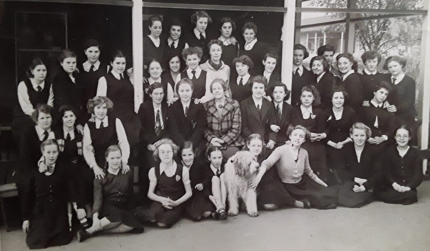 Southwark Park Road, Aylwin Schoolc1952..jpg