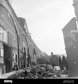 5. Rotherhithe New Road, Train Crash, 1948.    X..png
