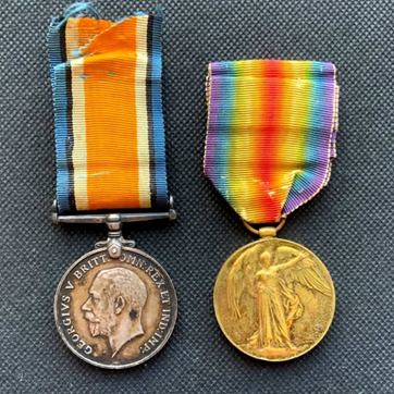 Edward William Hulks. WW1 medals. Born in 1893, in Southwark, Die 1982 aged 89. 1901 living at 59 Yalding Road, Bermondsey. X..png