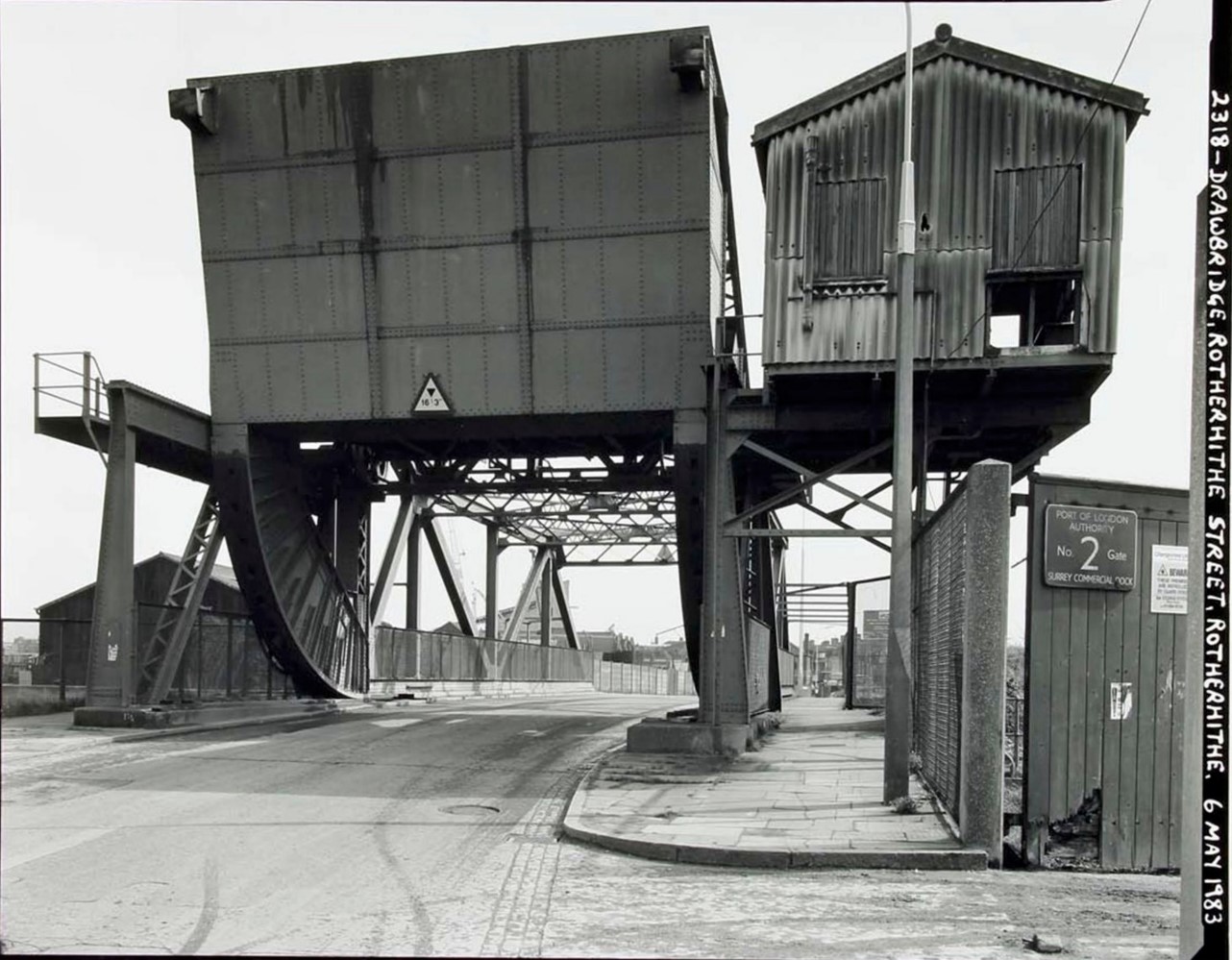 Rotherhithe Street Bridge.    X..jpg