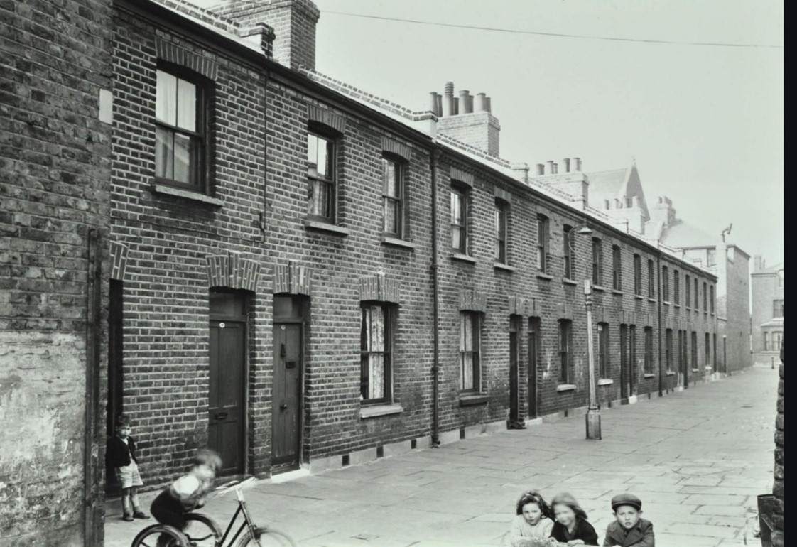 Villette Place, Camberwell, numbers 2-18, run of Waite Street. X..jpg