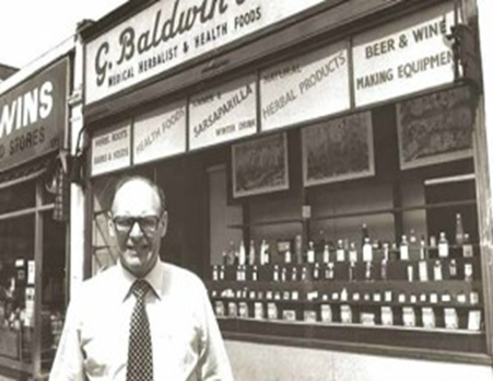 Elephant & Castle, Walworth Road, Baldwins Sarsaparilla c1970.  X..png