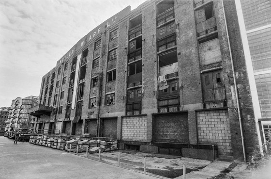 Tooley Street, Butlers Wharf.     X..jpg