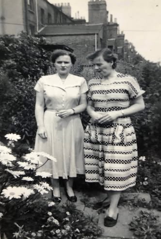 Surrey Square, Sinnott Family.   X.png