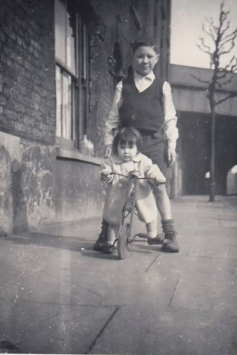 Abbey Street, Bermondsey, c1956. Looking at the Bridge, this is possibly between the Bridge and Gedling Place. X.png