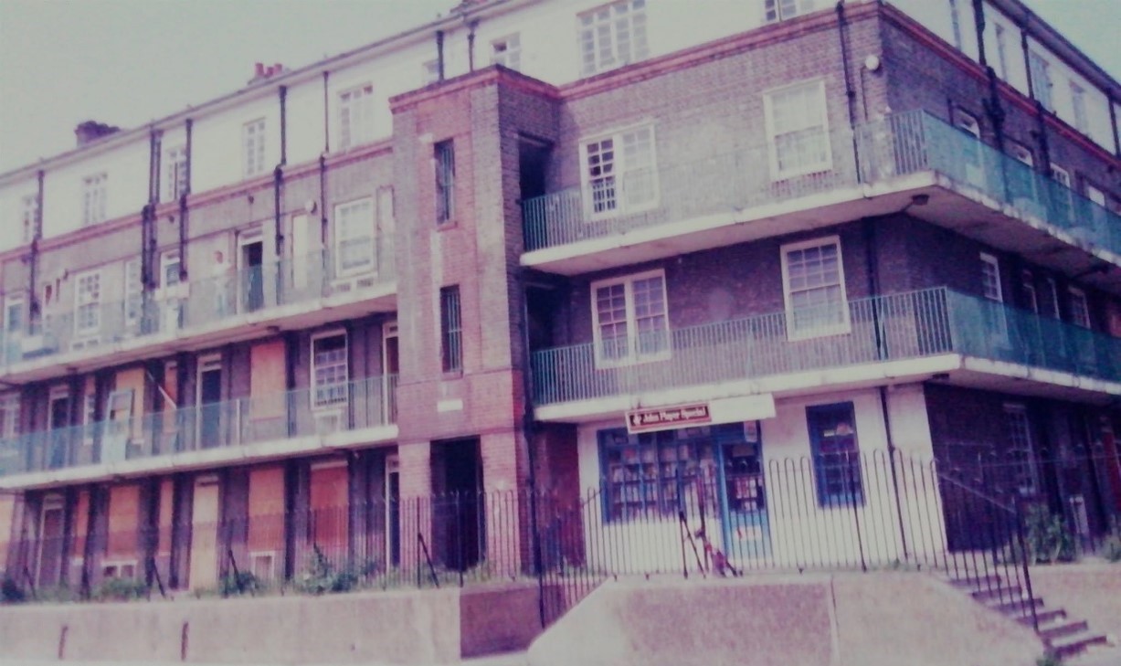 Rotherhithe Street, Bryan House c1984. I think I remember the shop as Turners. 1 X..jpg