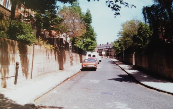 Rotherhithe Street, Acorn Walk c1985. X. 1.png